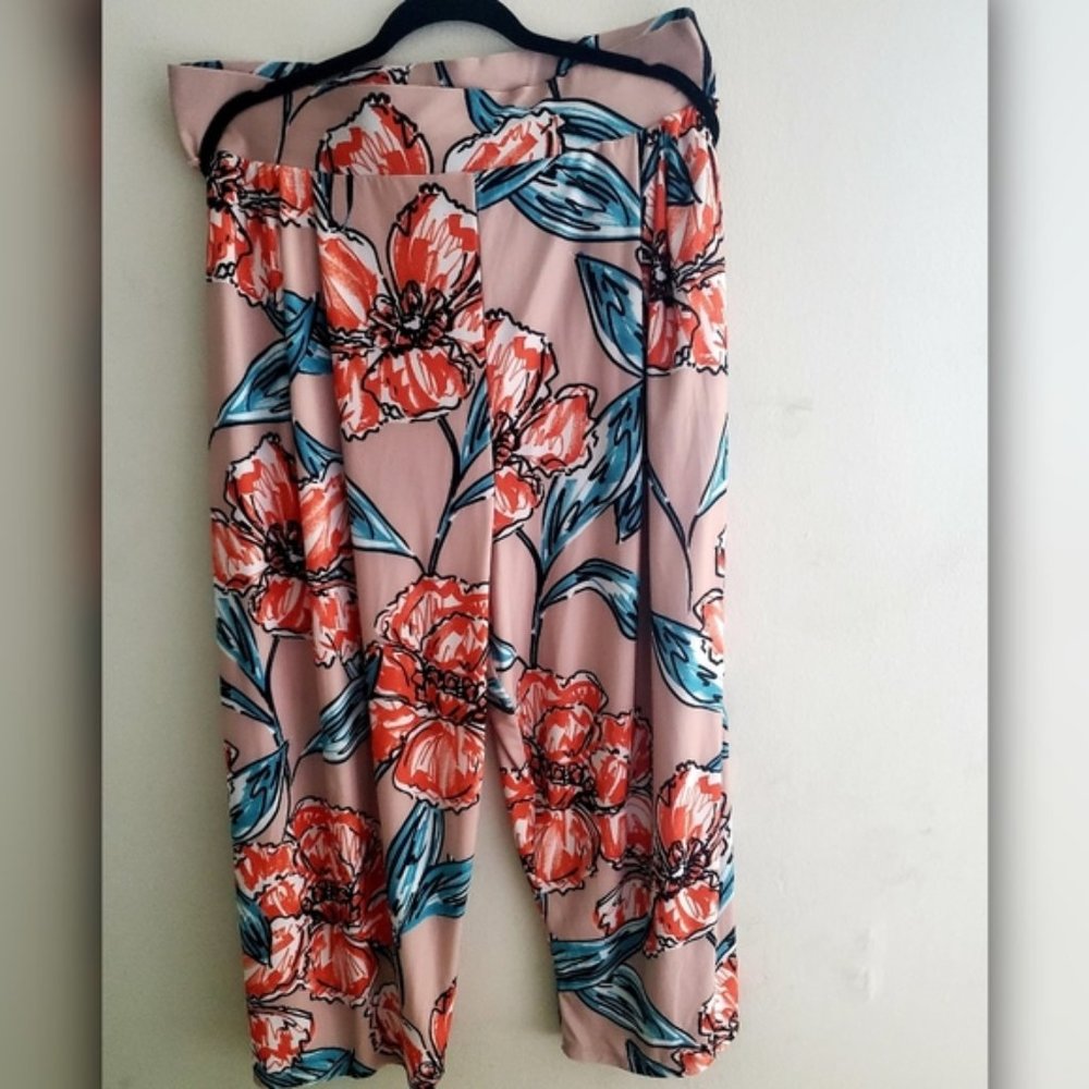 Rue 107 Floral Pants
